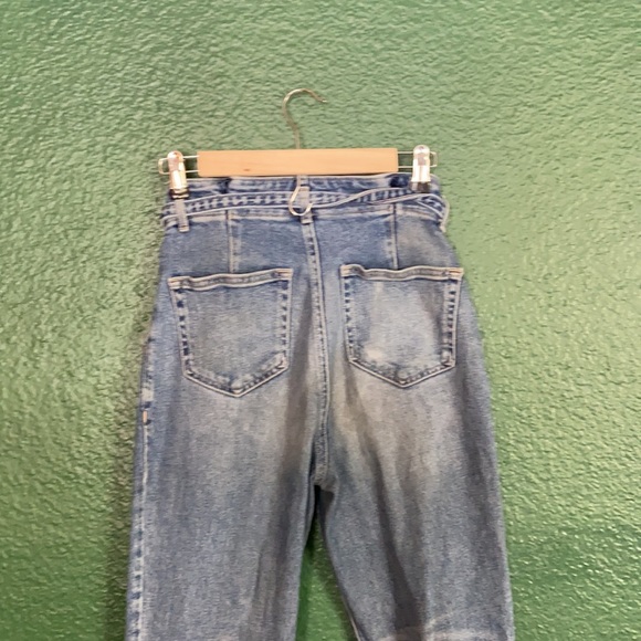 Hollister Jeans - Picture 3 of 3